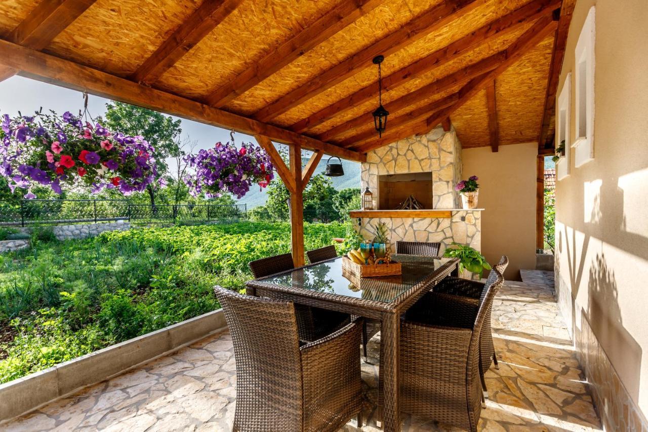 Holiday Home Memories And Joy Imotski Exteriör bild